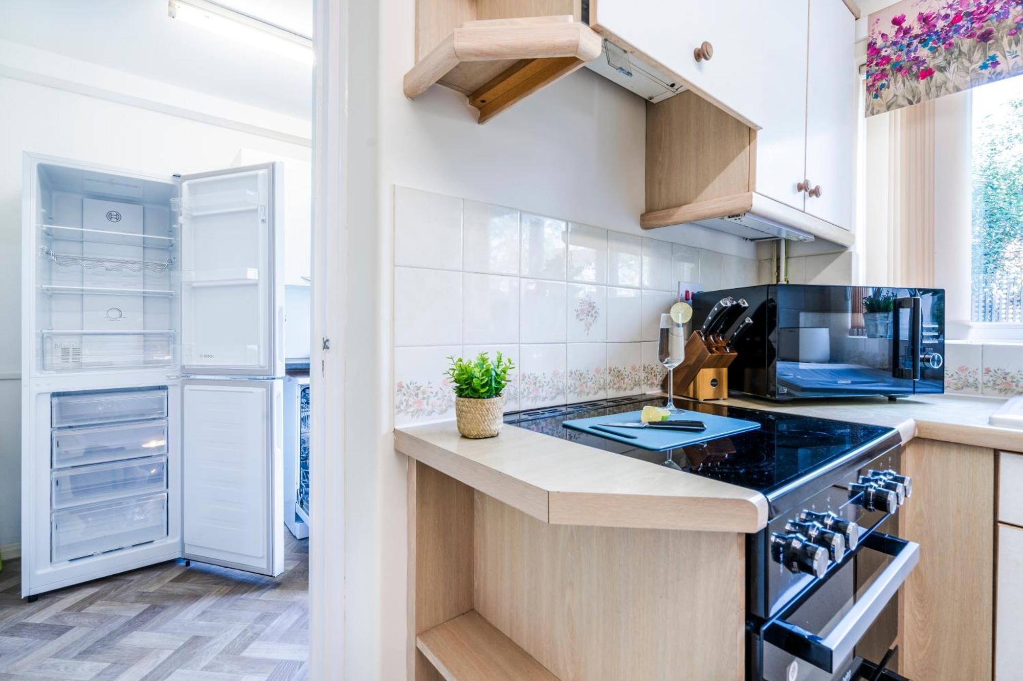 Leicester Oadby 4 Bed Home, 8 Guests, Park 5 Cars Екстер'єр фото